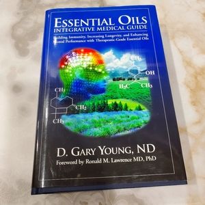 Essential Oils Integrative Medicine Guide Hardback